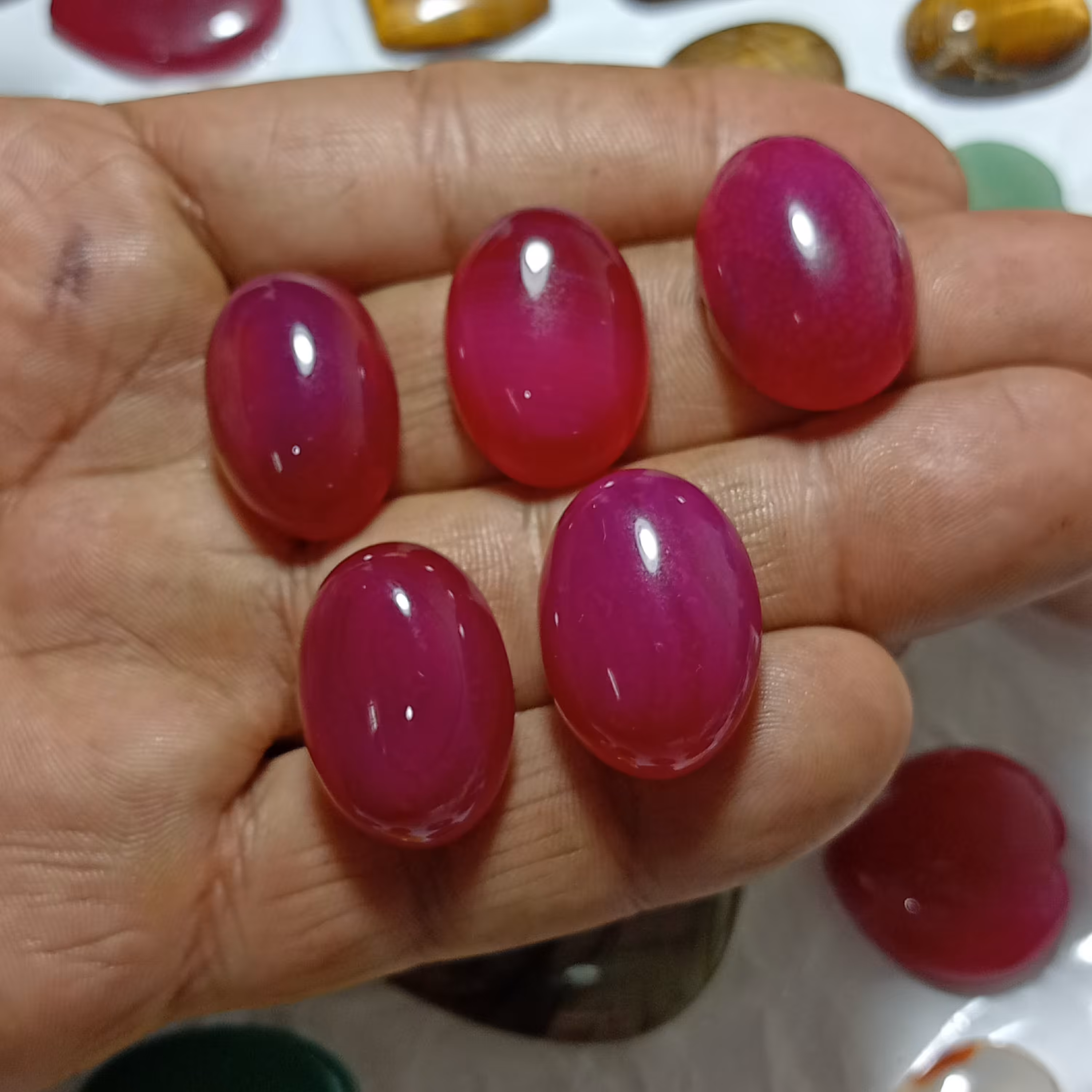 عقیق البالویی