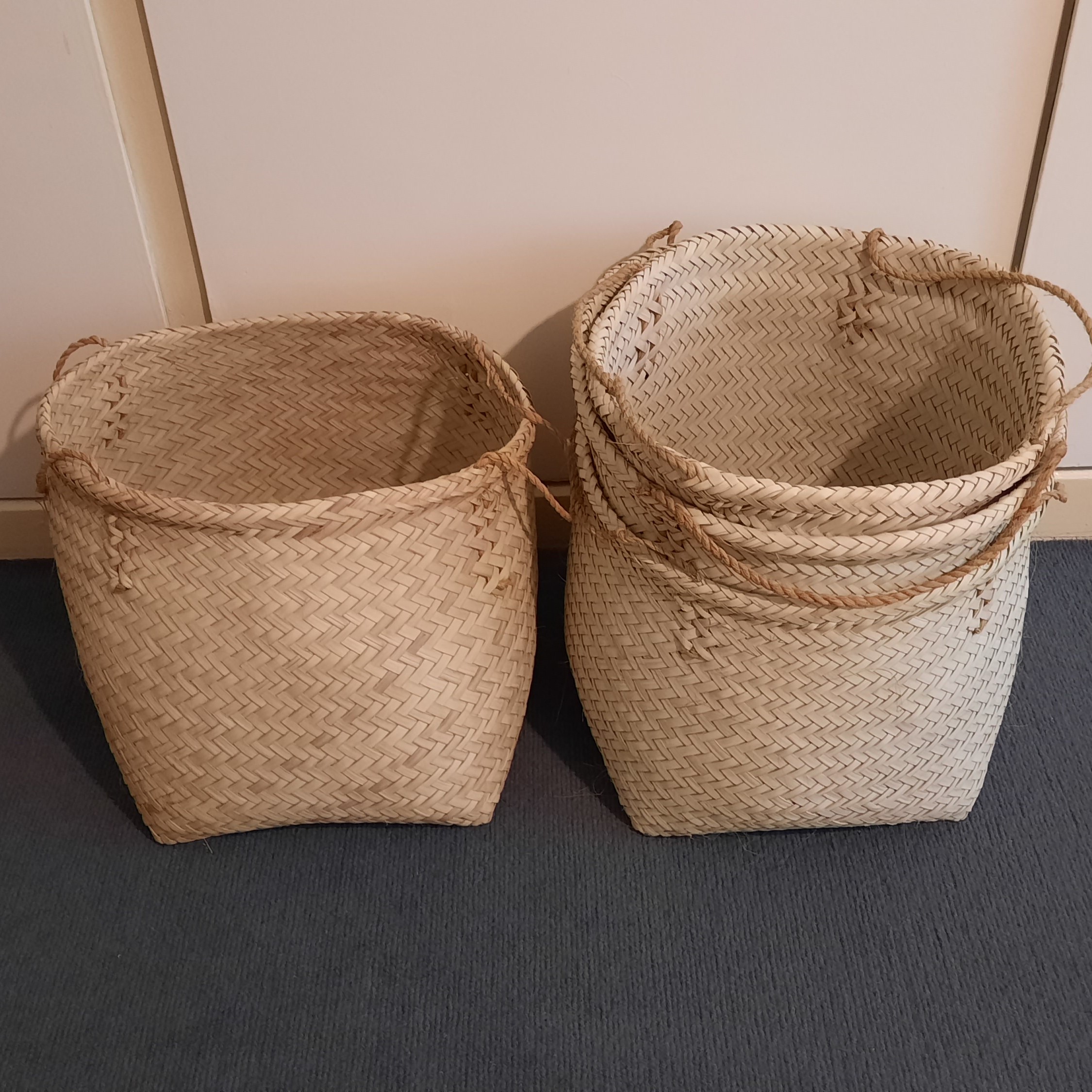 سبد حصیری بزرگ(30 در 30 سانتی متر )
