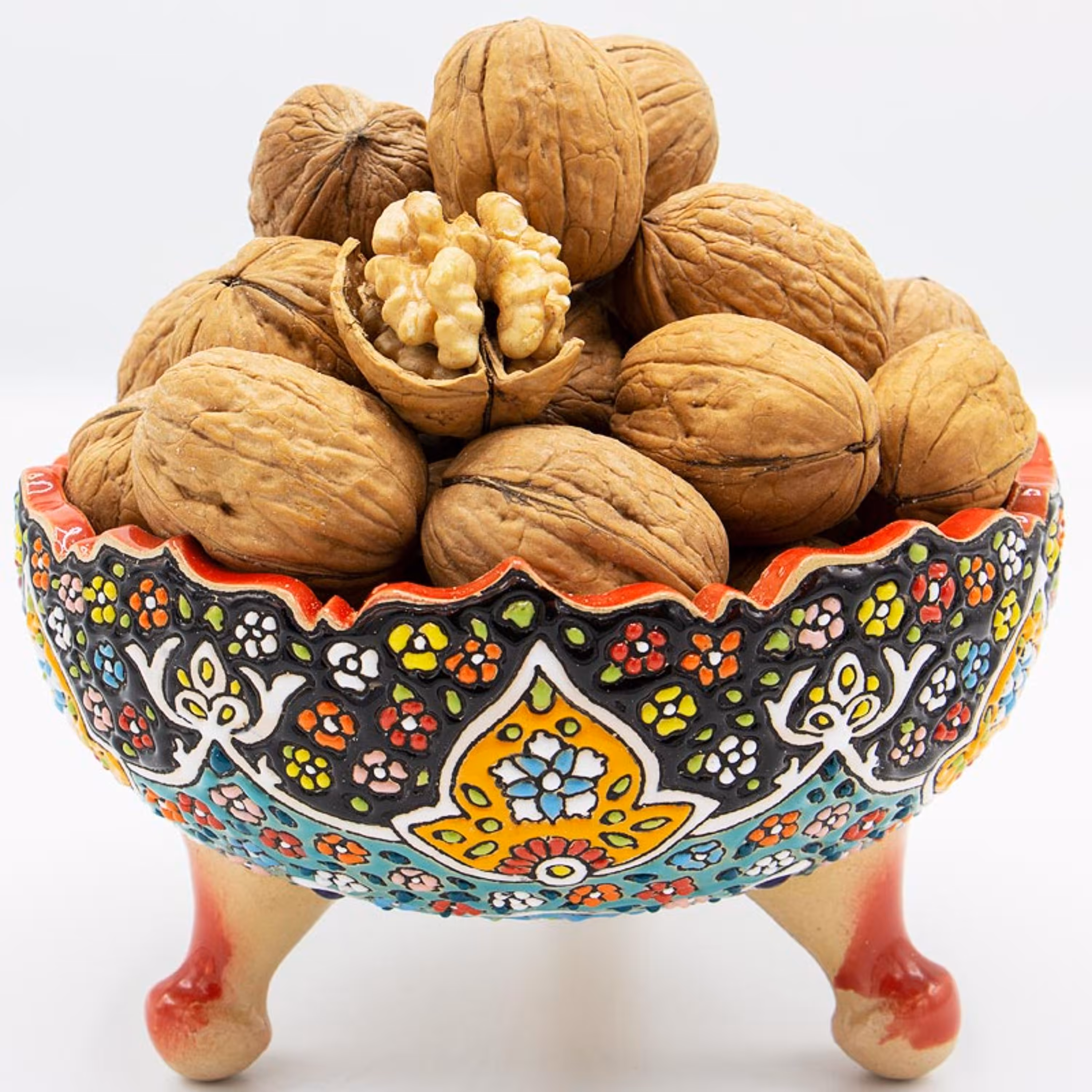 گردو سفید با پوست اعلا ایرانی نیم کیلویی