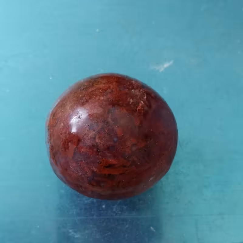 گوی قرمز سنگ