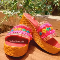 دمپایی سنتی سوزن دوزی