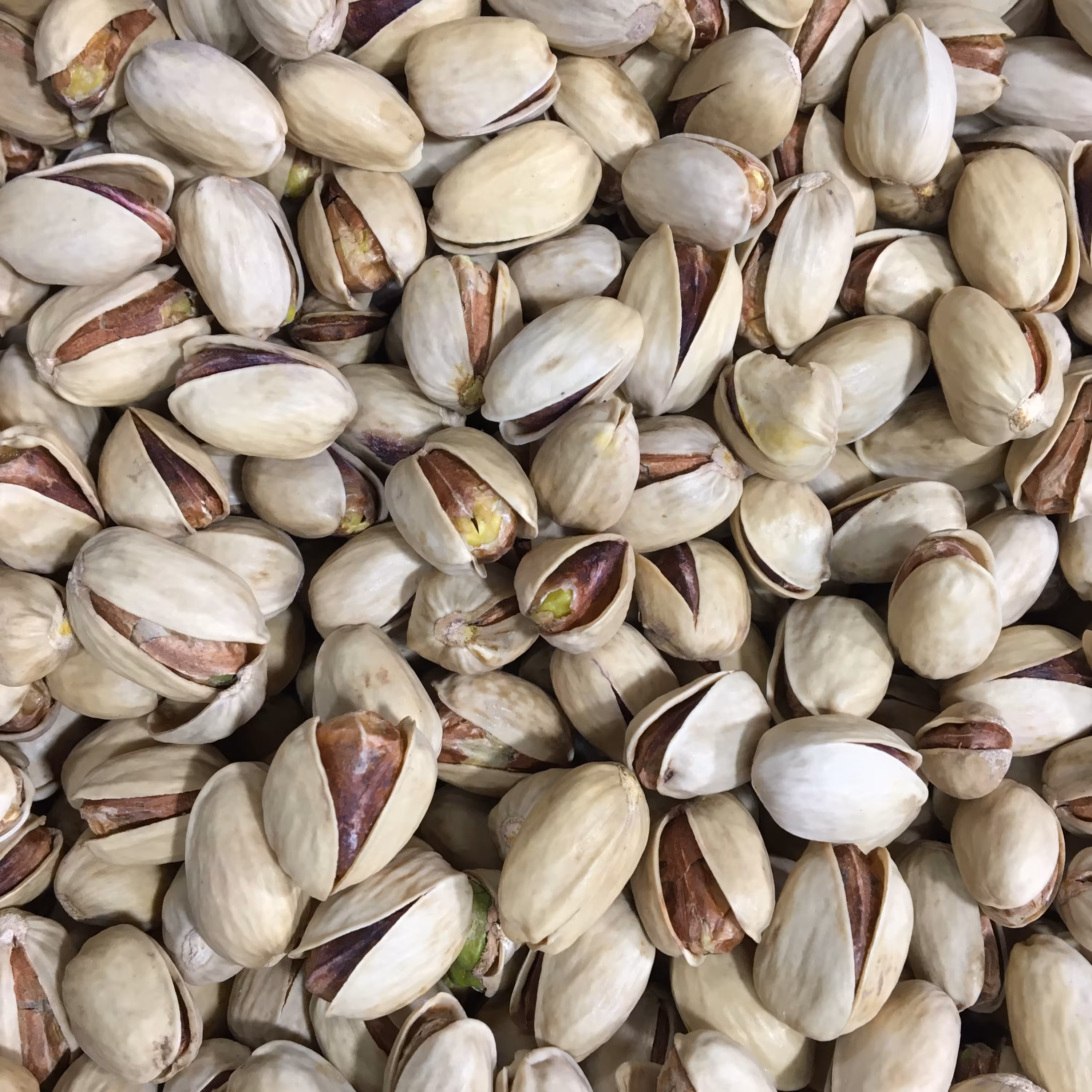 پسته کله قوچی خام250 گرم