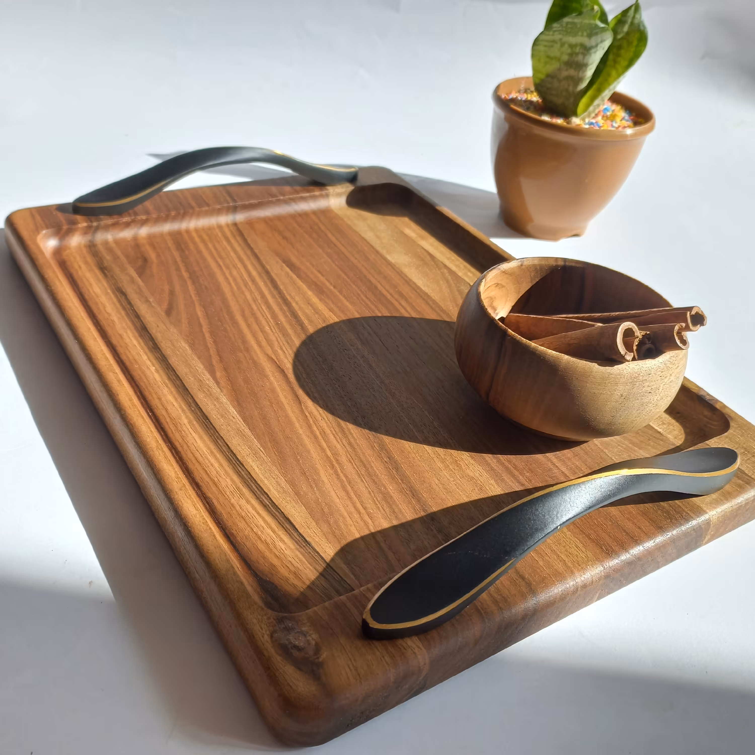 سینی چوبی دسته فلزی