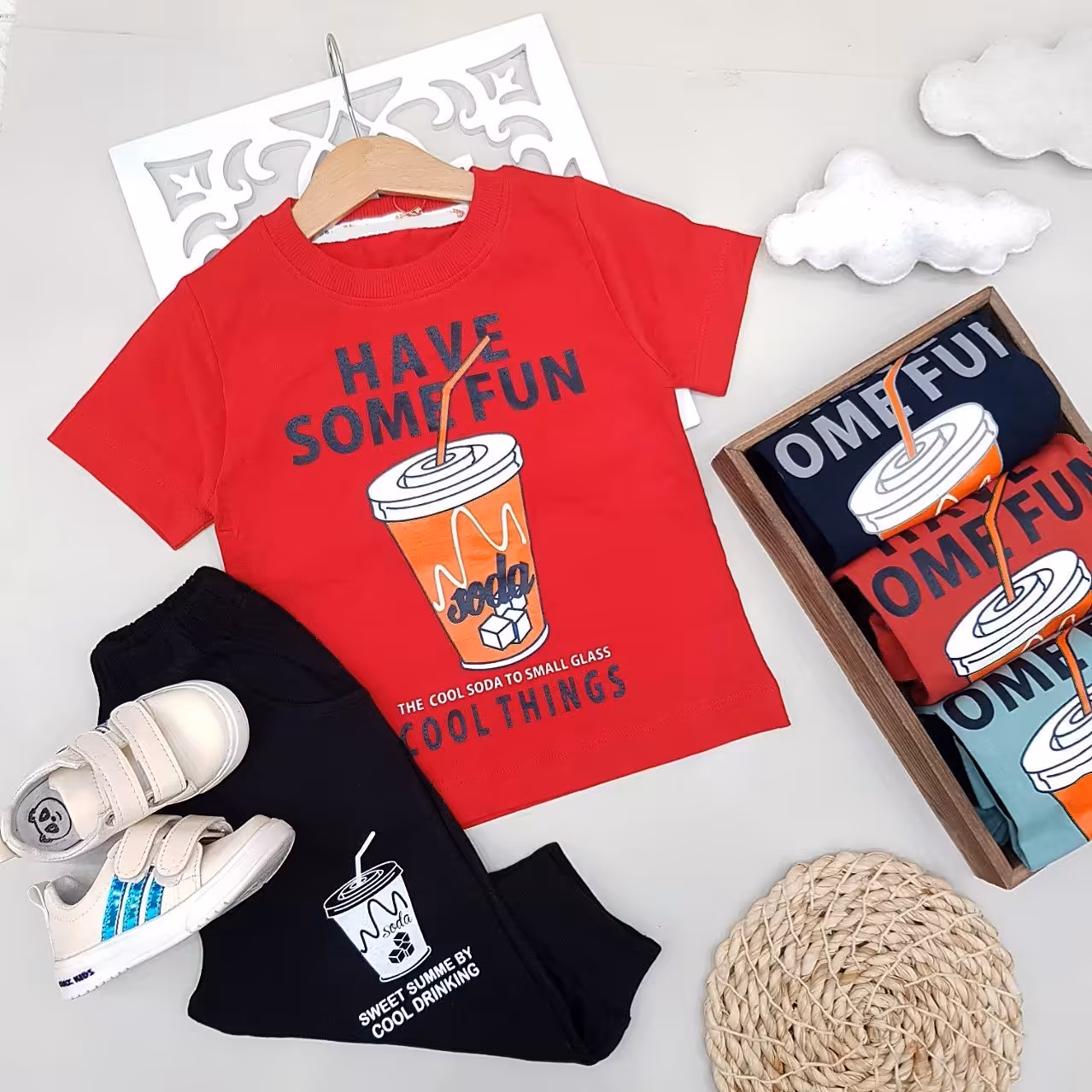 تیشرت شلوارک پسرانه سایز 40 تا 50 طرح لیوان 