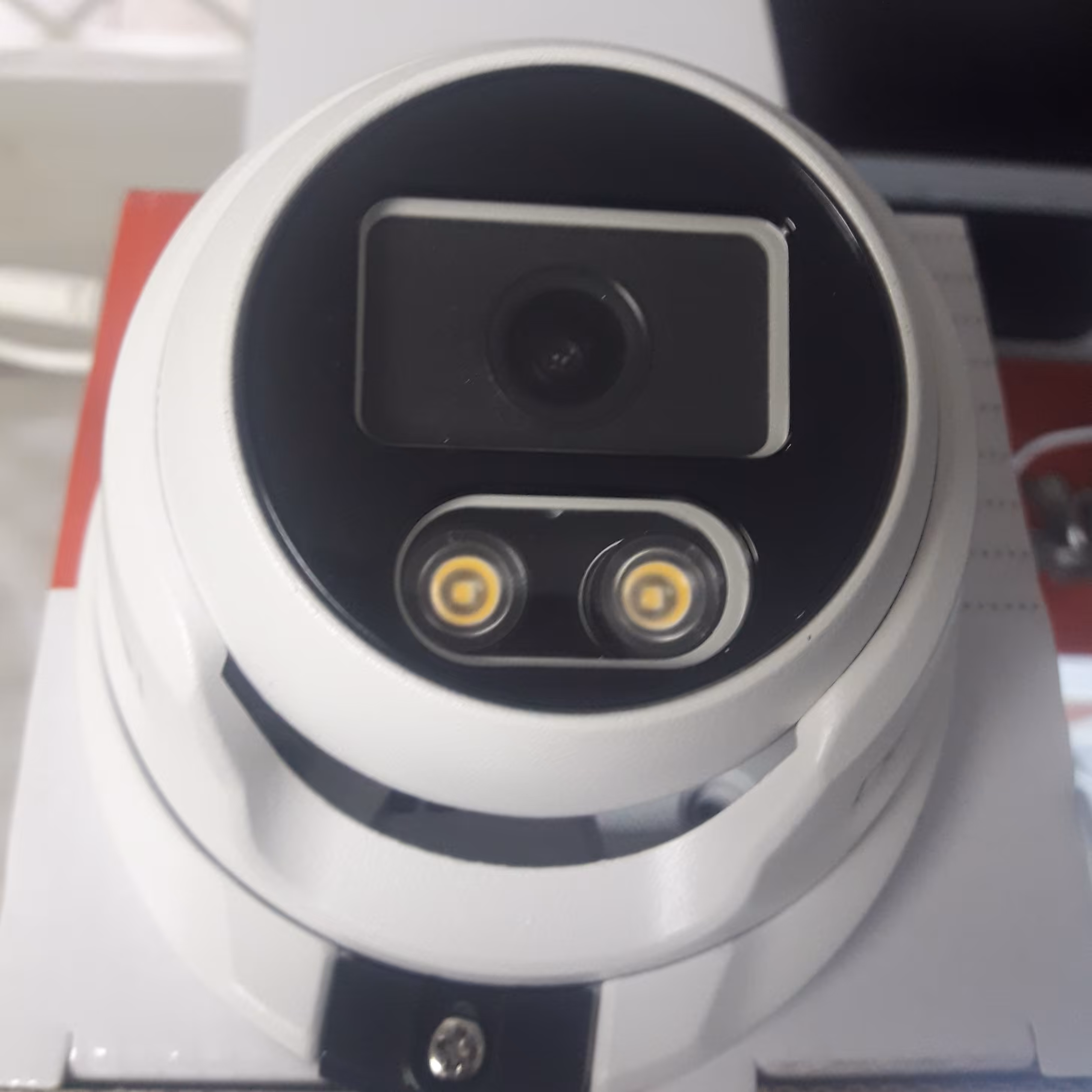 دوربین دام فلزی 2ماپیکسل دید درشب رنگی