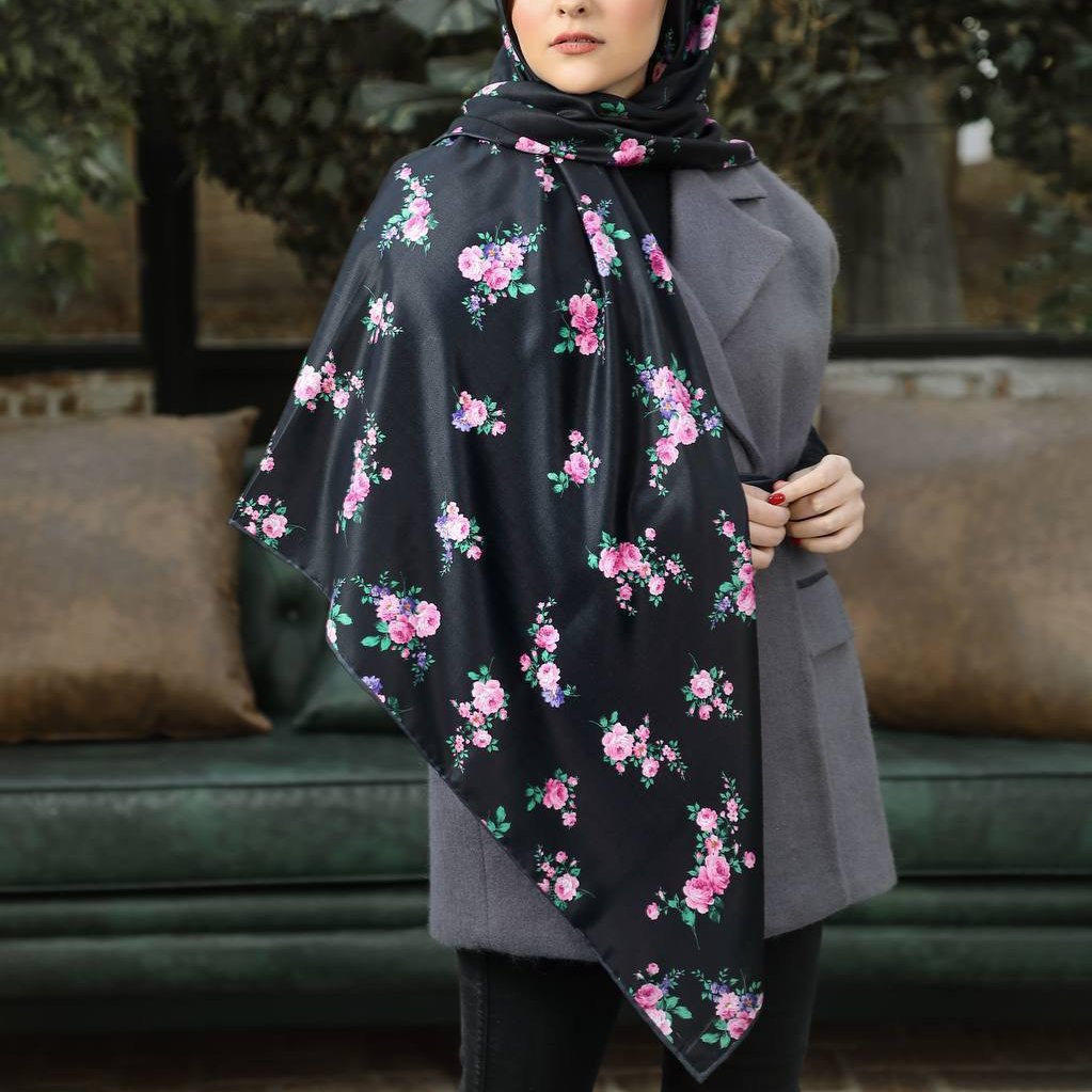 روسری گلدار