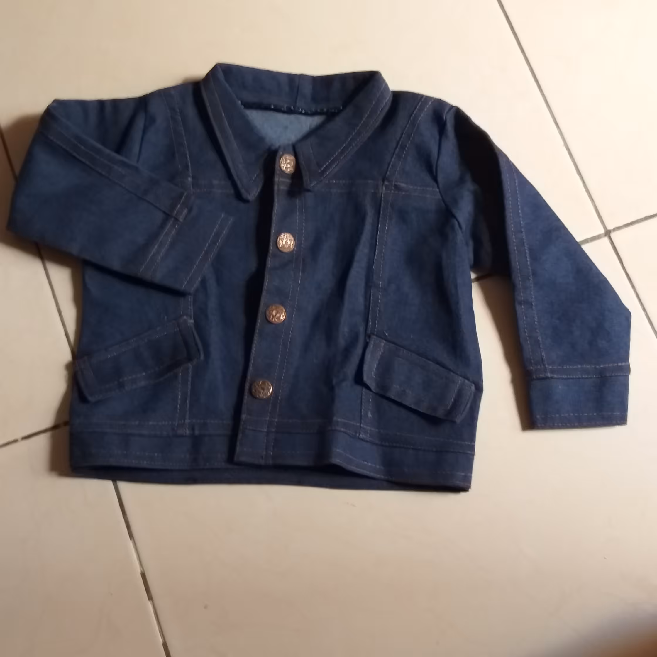 کت جین نقلی ، سوییشرت لی نقلی ، بچگانه مزون‌دوز