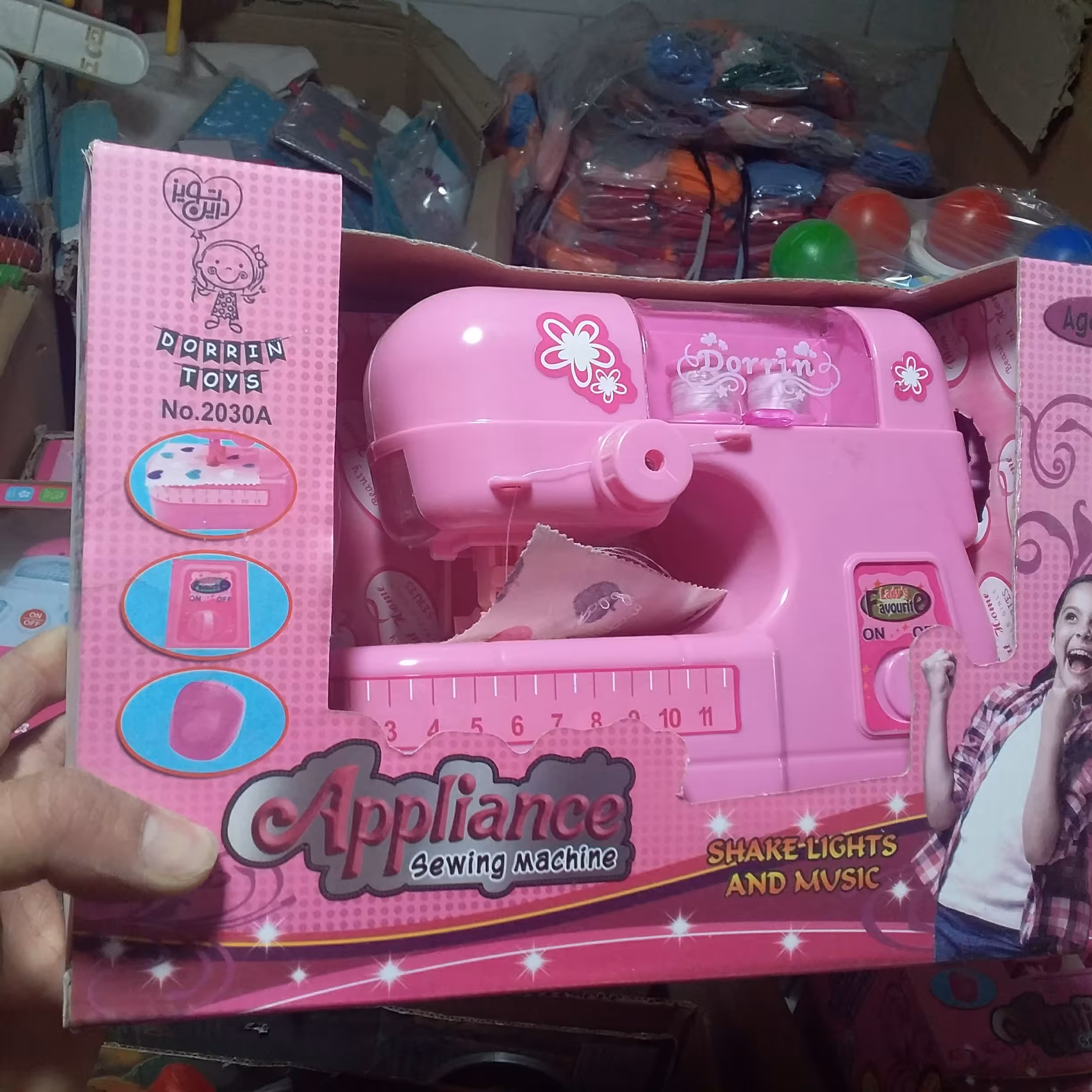 چرخ خیاطی اسباب بازی باتری خور دوخت انجوم میده کیفیت بسیار عالی و قیمت استثنایی