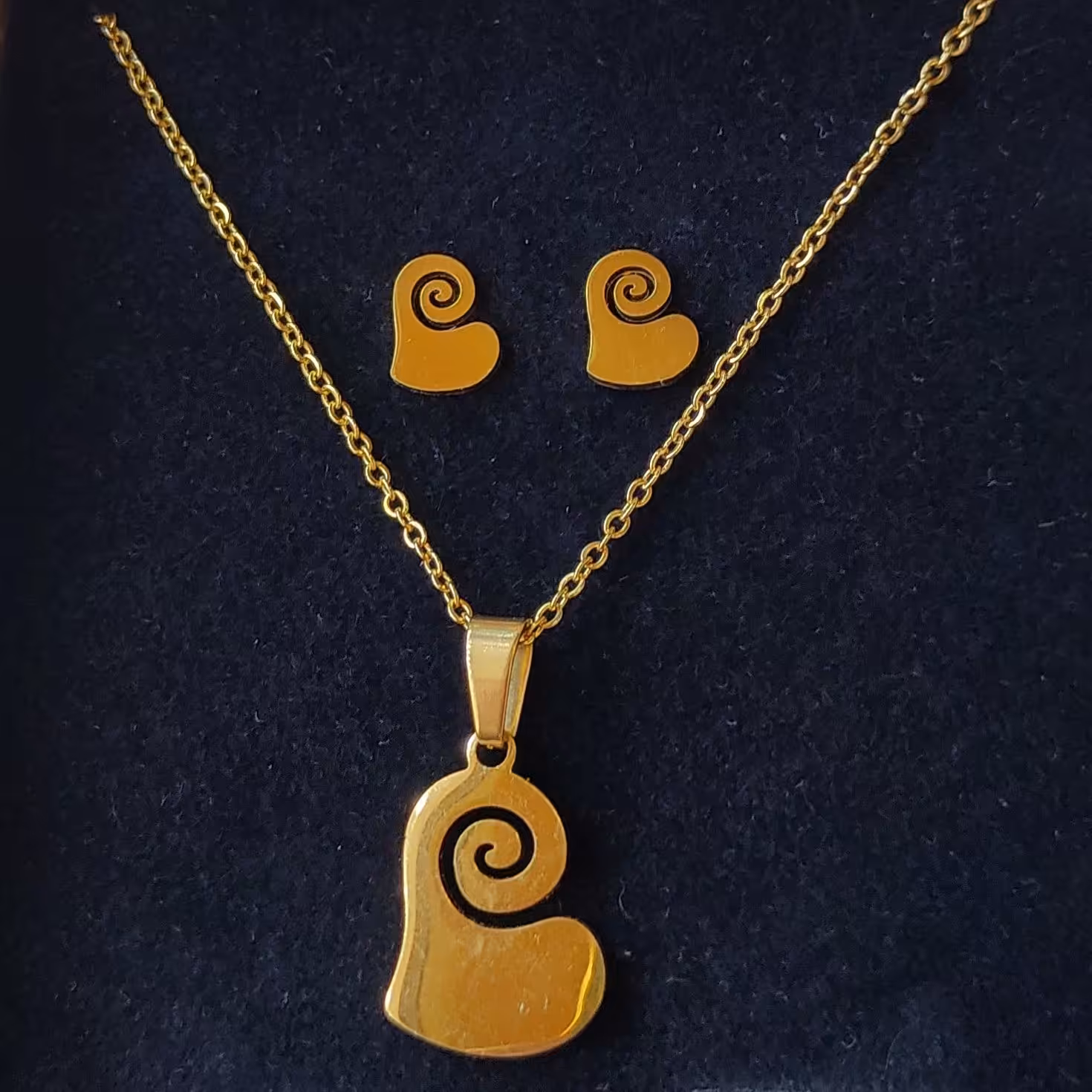 نیم ست استیل رنگ ثابت طلایی - قلب مواج 13