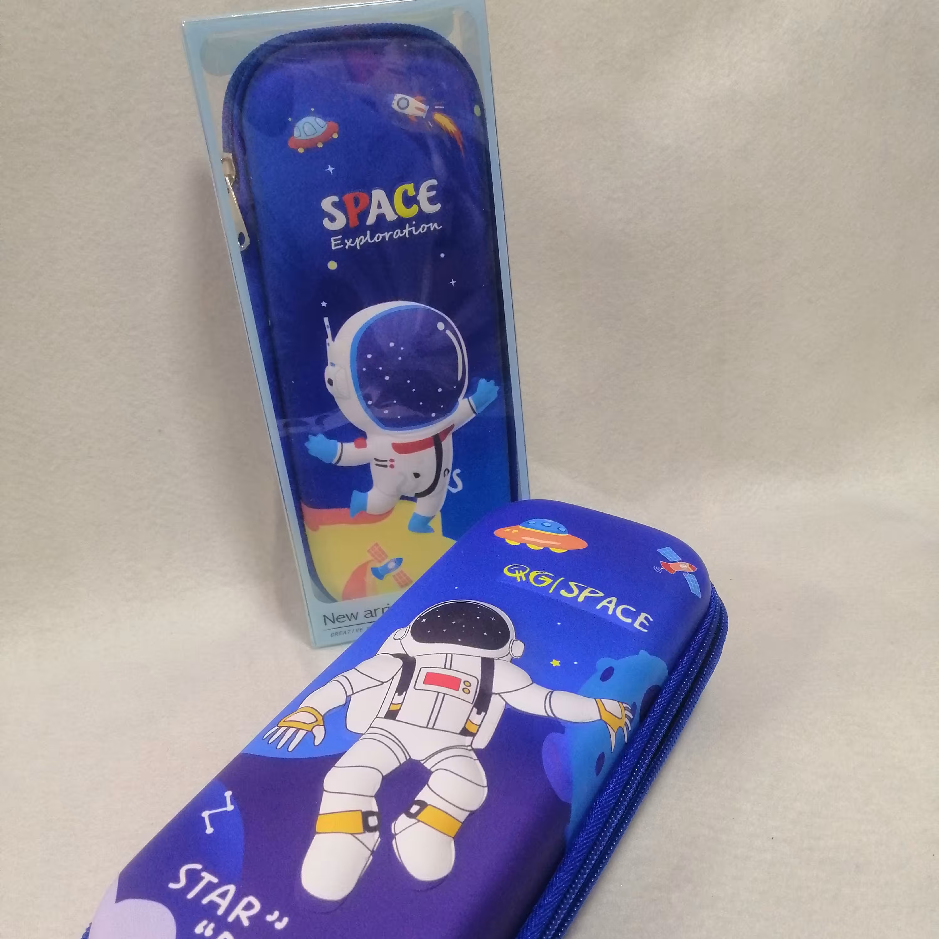 جامدادی چمدانی پسرانه