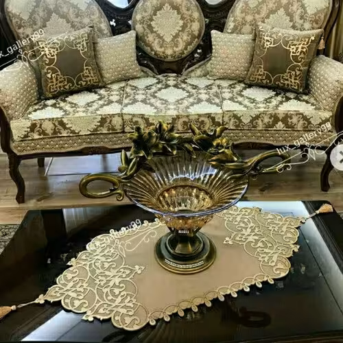 رو میزی و رانر چرم و مخمل