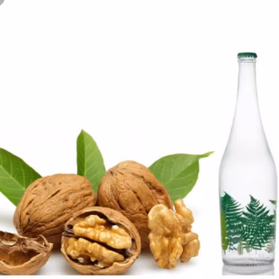 عرق برگ گردو یک لیتری  پایین آورنده قند خون، کاهش وزن