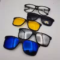 عینک طبی به همراه 4 کاور مگنتی آفتابی کد 2315