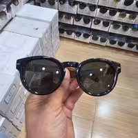 عینک آفتابی اسپرت دیوید بکهام رنگ عدسی سبز ارسال رایگان 