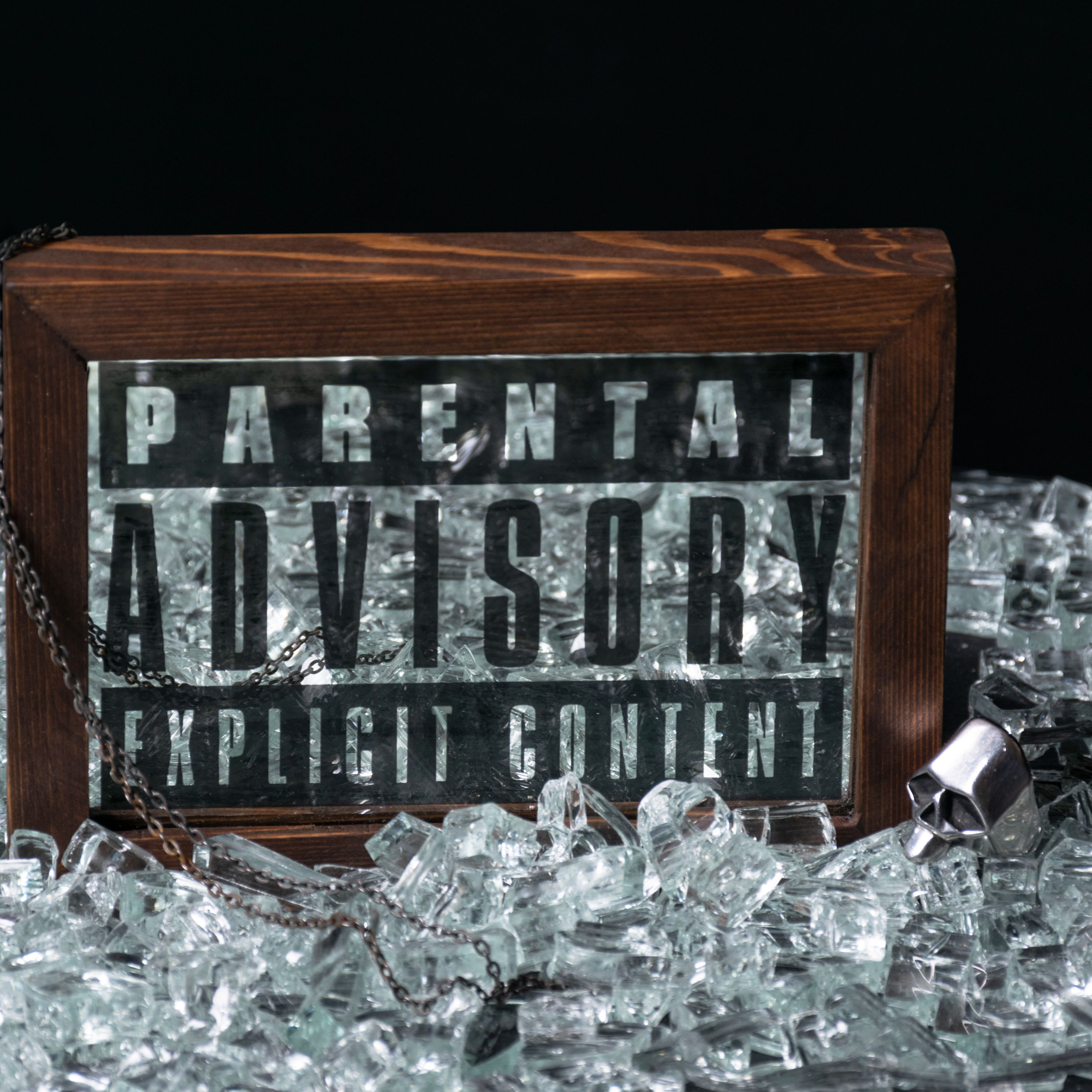 آینه آنتیک طرح ادویسوری با قاب چوبی آینه دکوراتیو