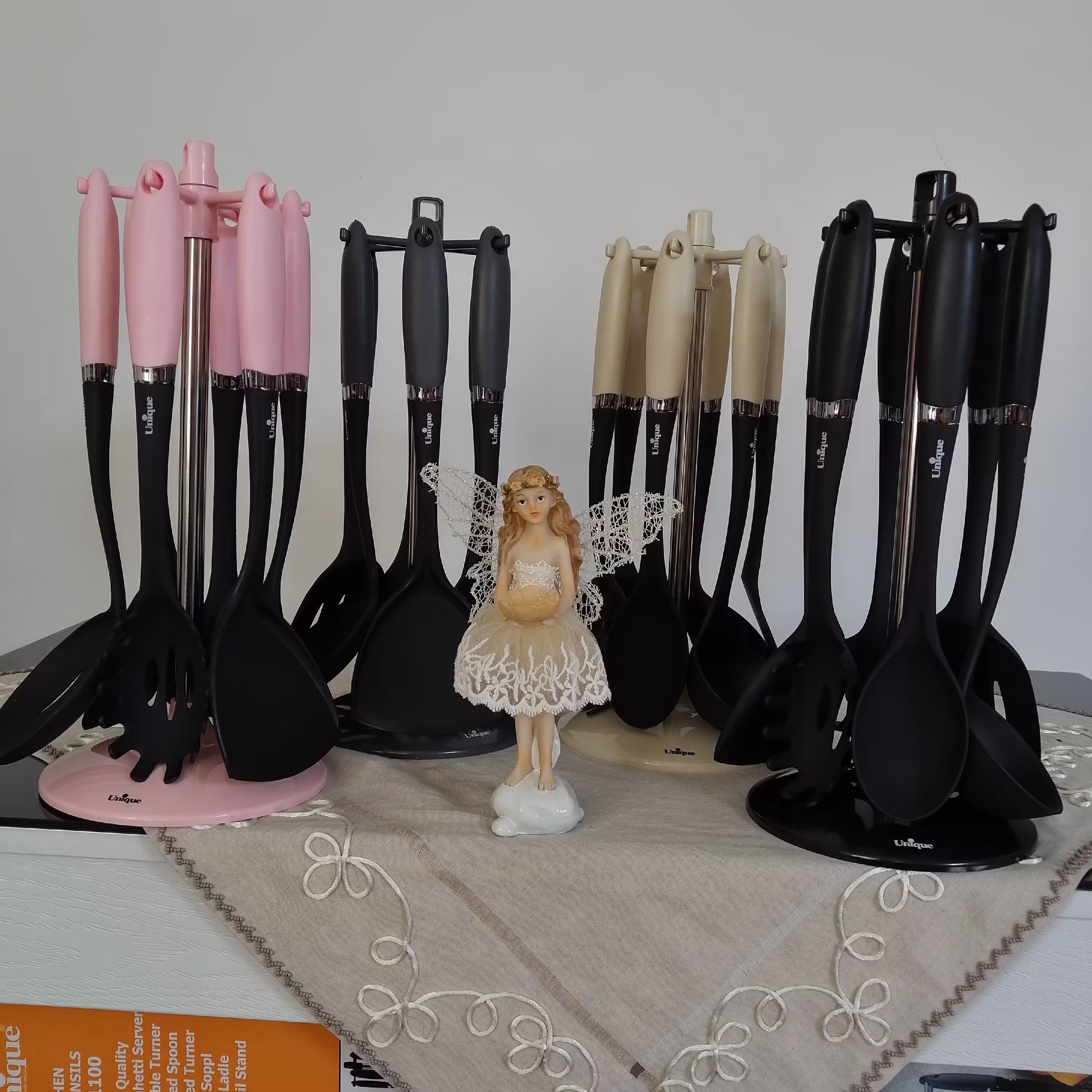 ست کفگیر ملاقه هفت پارچه تفلن یونیک اصل مدل UN-1100 دسته سیلیکونی(کفگیر ملاقه یونیک،)