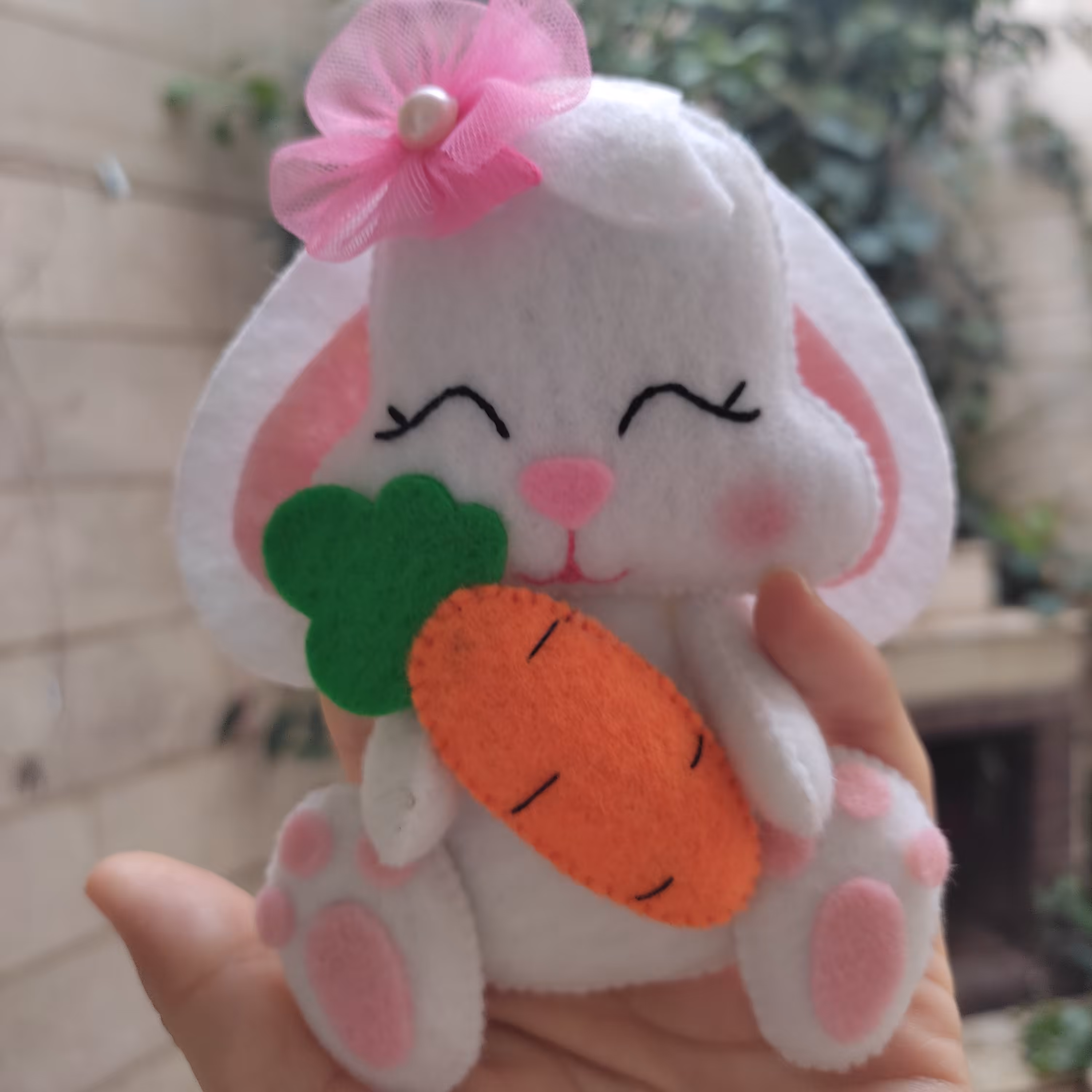 عروسک خرگوش نمدی (گیفت خرگوش نمدی)