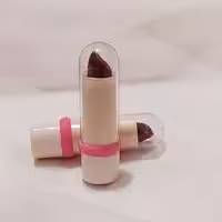 رژ لب جامد مرو   mero lipstick دارای طیف رنگی B4 تا B16