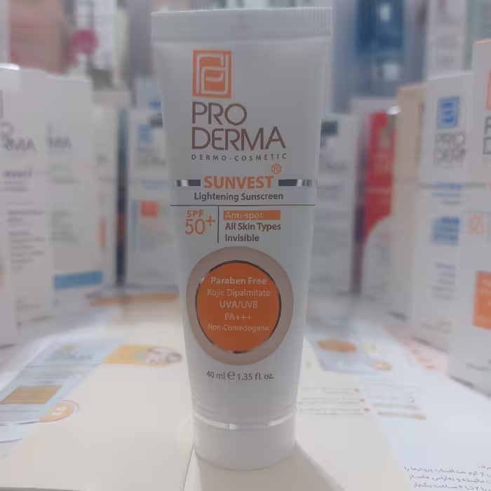 ضد آفتاب ضد لک و روشن کننده SPF50 پرودرما بی رنگ در حجم 40 میلی لیتر 


