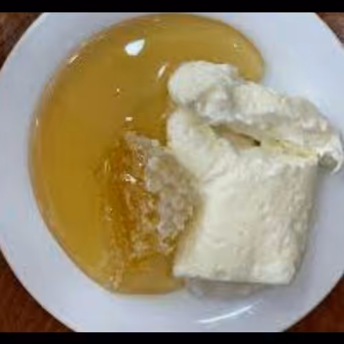 سرشیر تازه و ارگانیک،مستقیم از دامدار
درصورتیکه هرچند کیلو بخواید، موجود میکنم.
ارسال از طریق ترمینال