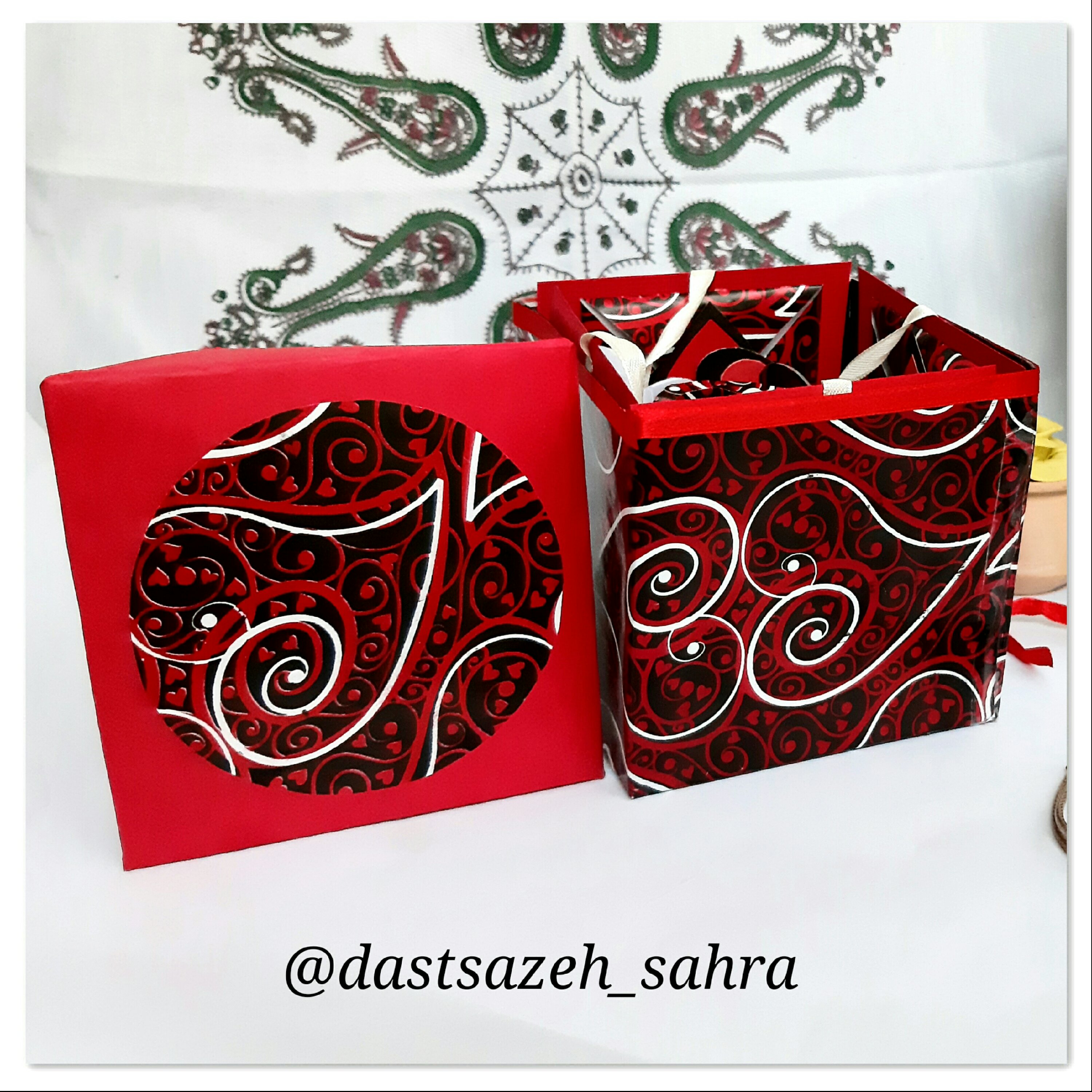 جعبه هدیه یا جعبه کادو سورپرایز  (بوی مهر)
