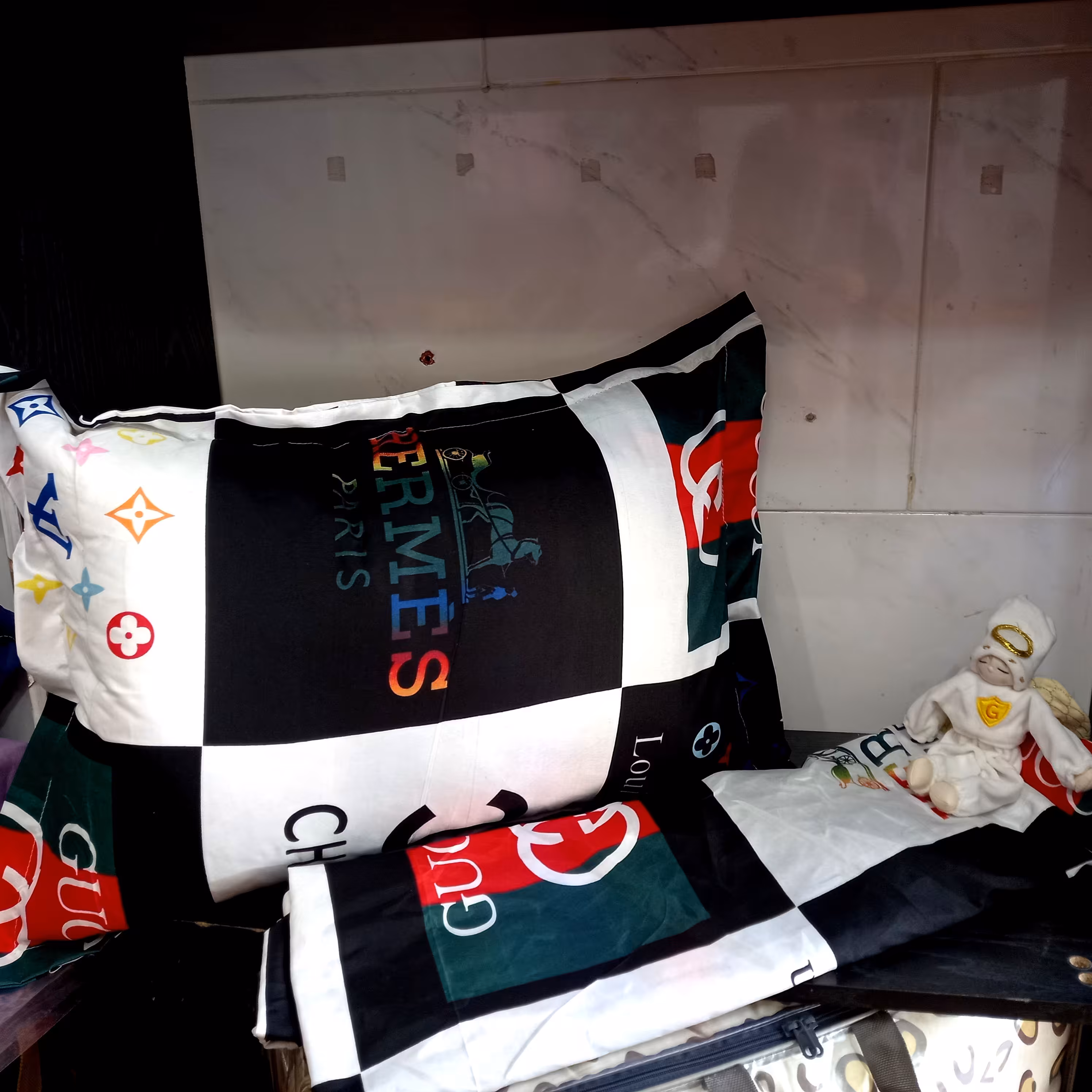 کاورتشک تخت یکنفره کش دوزی شده دررنگ های مختلف