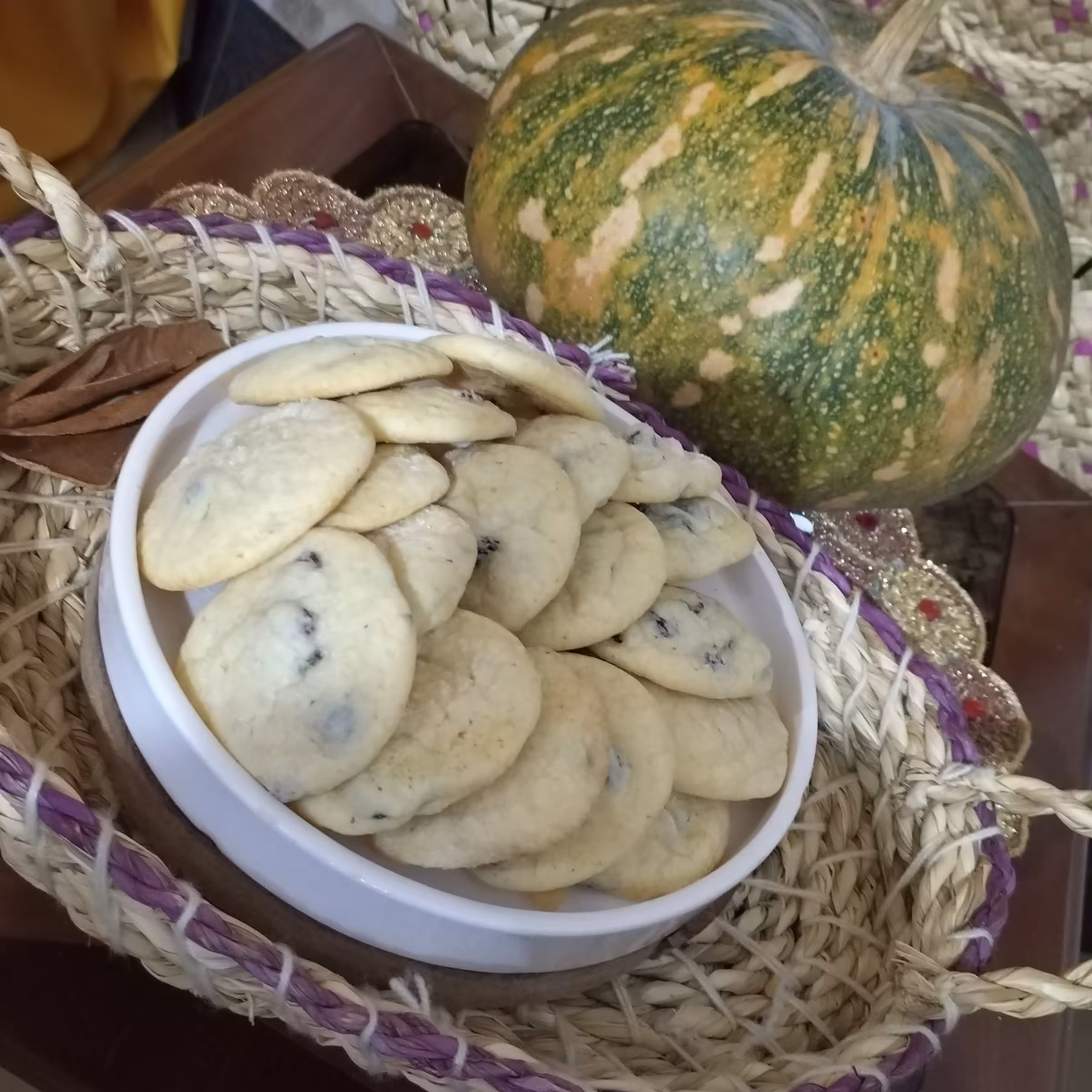 شیرینی کشمشی1کیلو() 