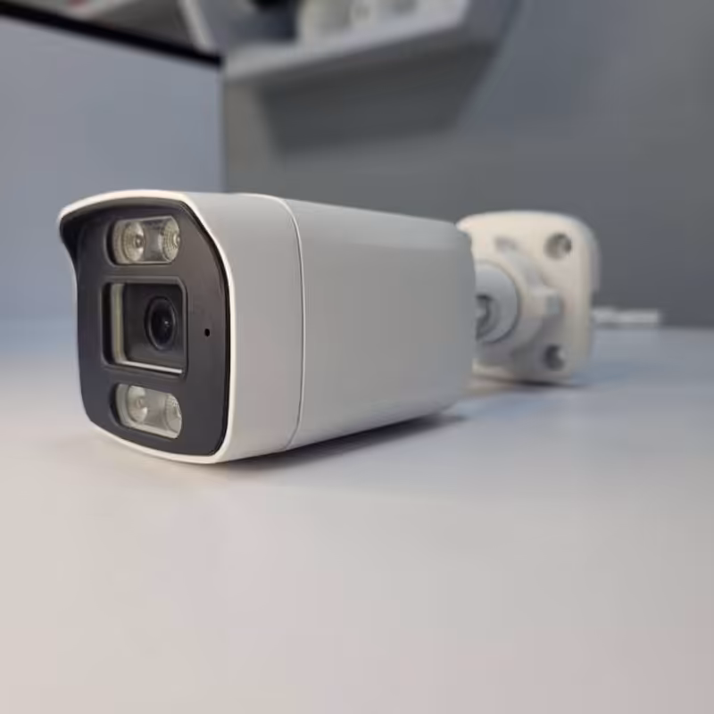 دوربین مداربسته 2 مگاپیکسلی دید درشب رنگی با برد 2053HS 