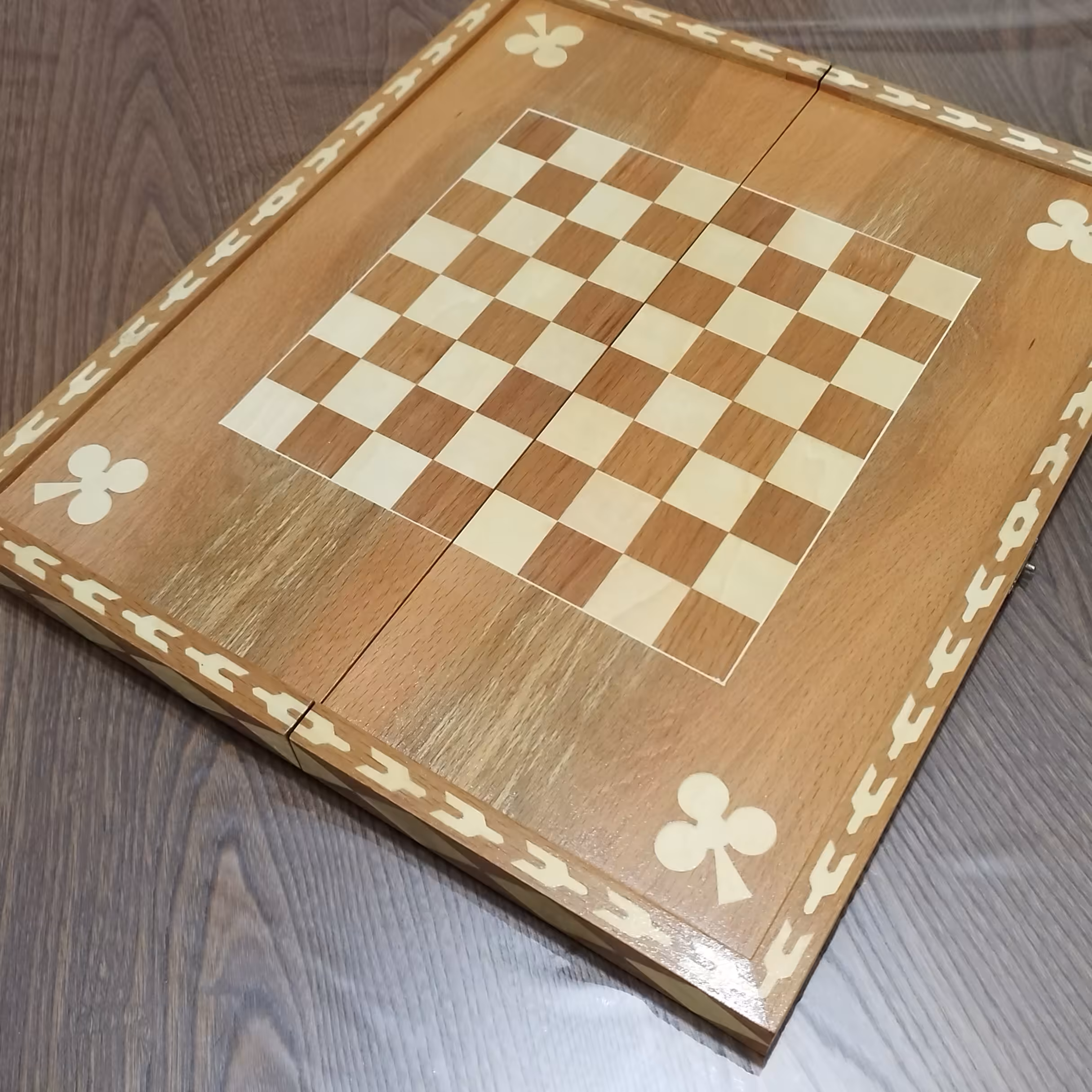 جعبه شطرنج چوبی دست ساز چوب راش پلی استر