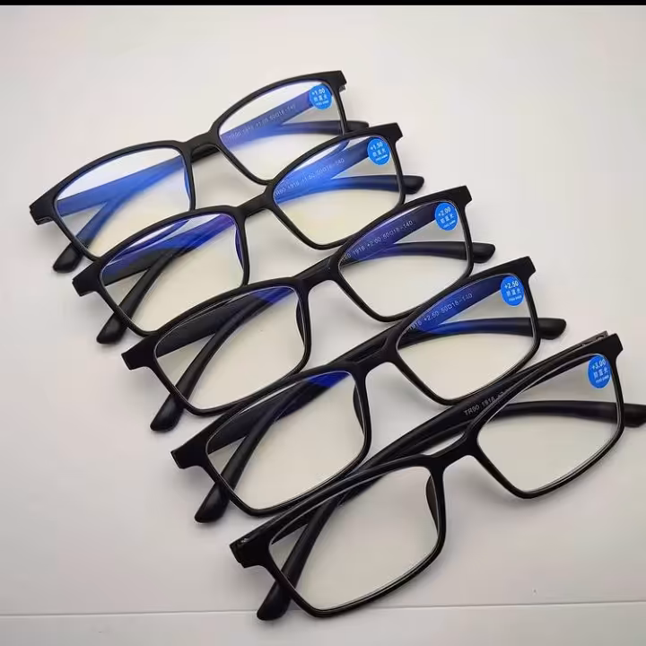 عینک مطالعه نمره دار زنانه و مردانه