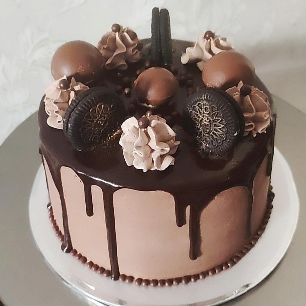 کیک شکلاتی