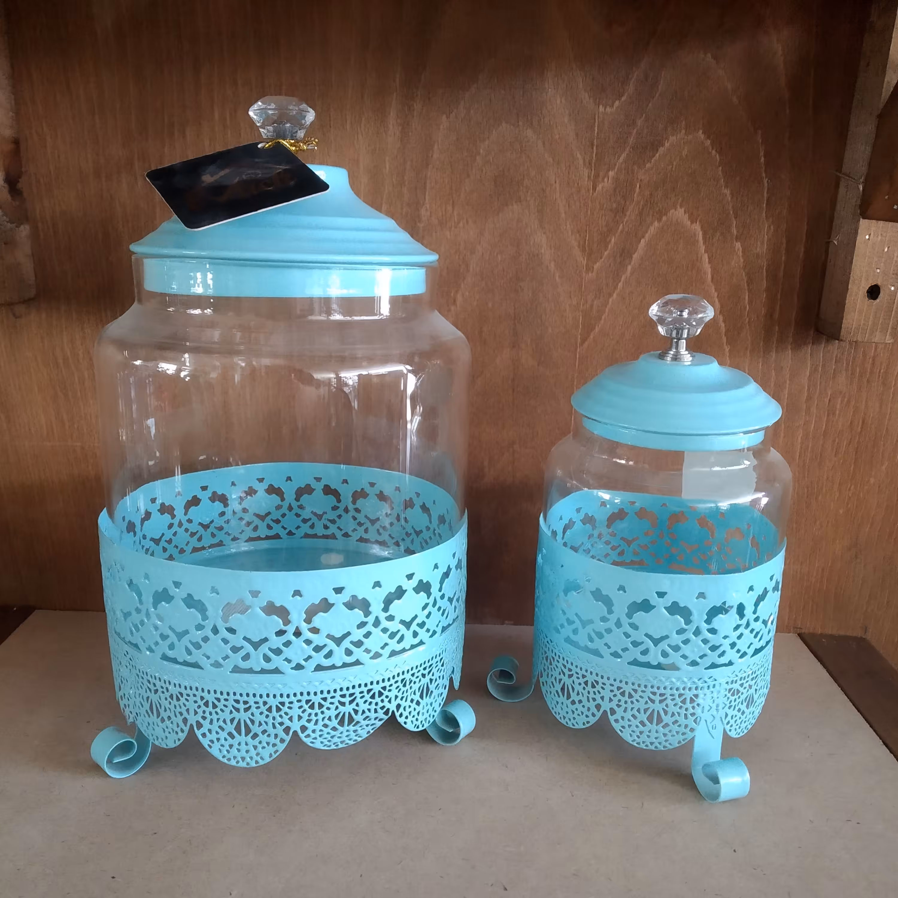 ظرف دور فلزی آبی در دو سایز (فروش بصورت تکی امکان پذیر)