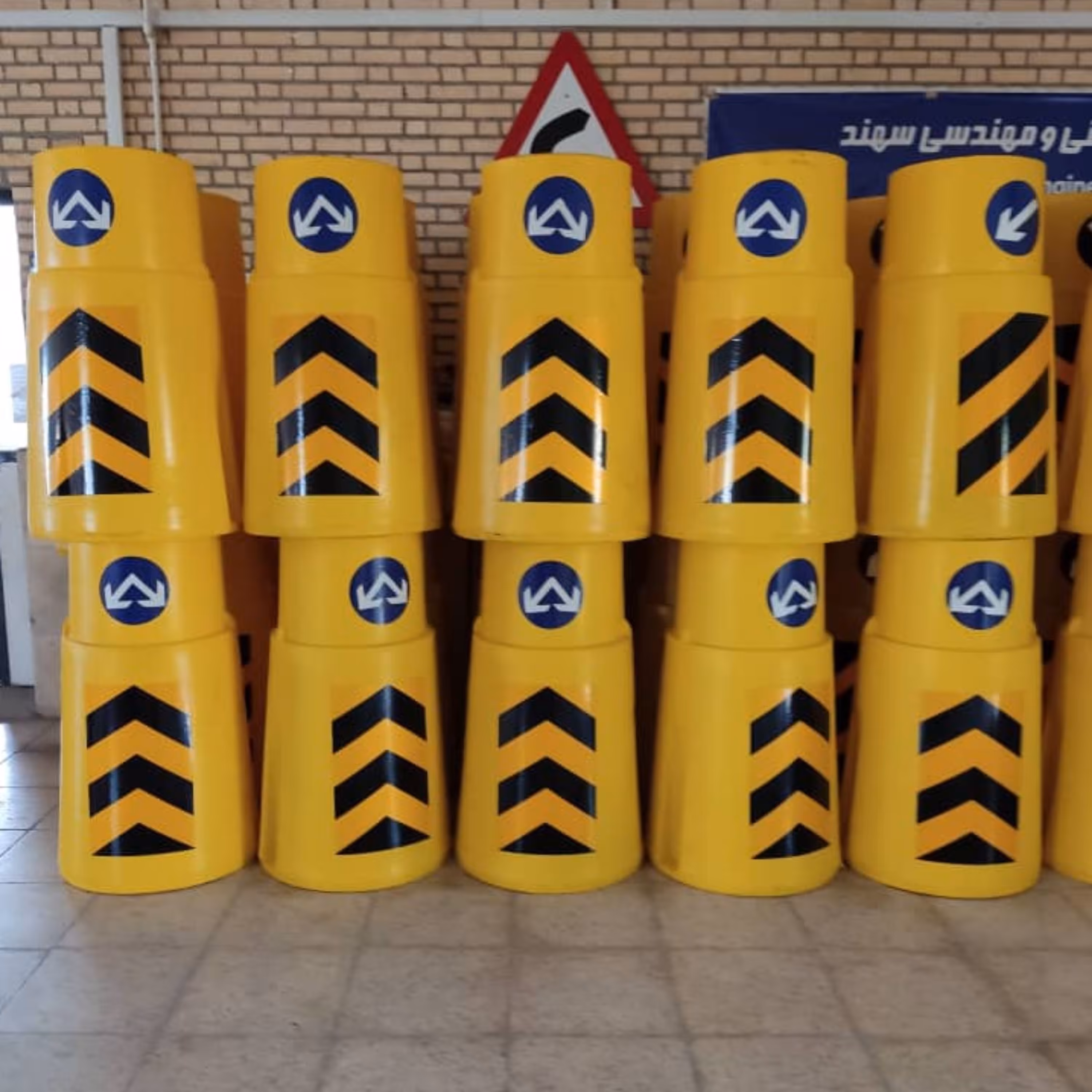 بشکه پلاستیکی ترافیکی کوچک 85 سانتی زرد