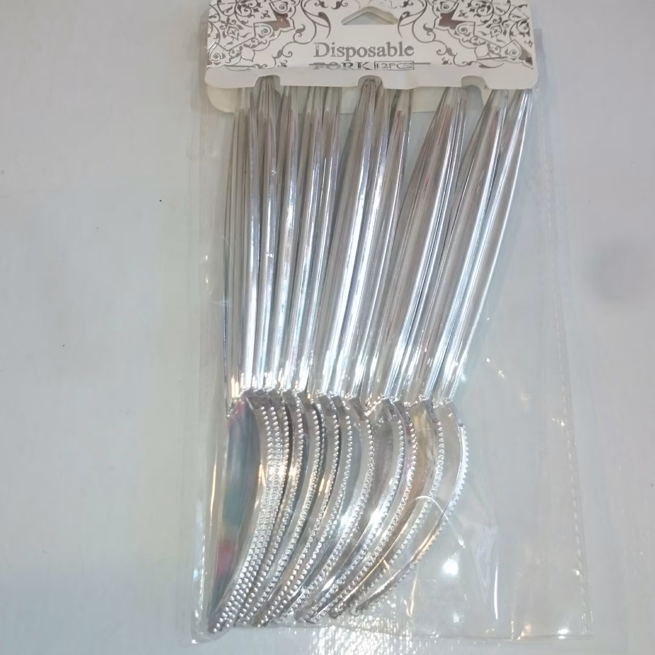 چاقو متالایز نقره ای 12 عددی 