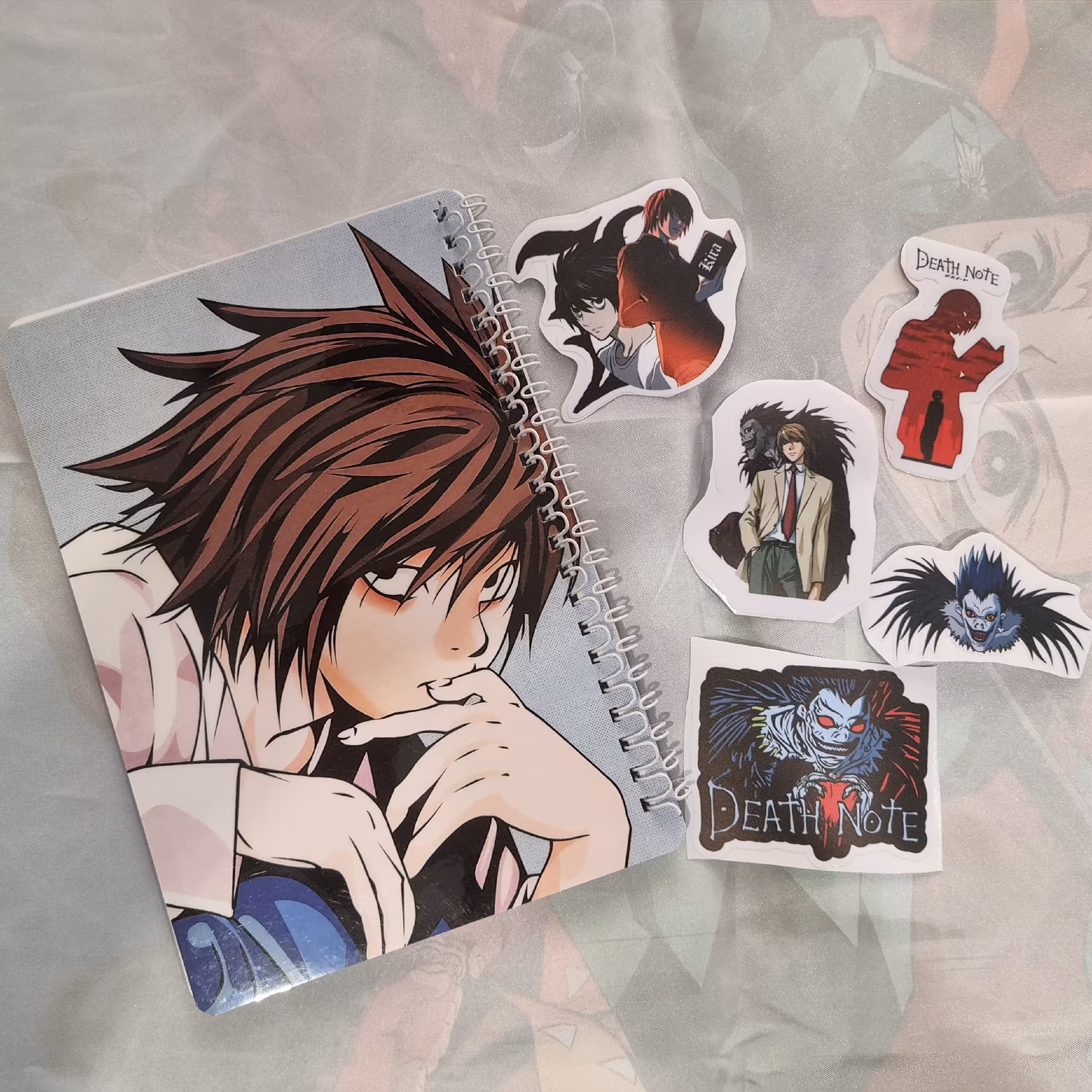 دفتر انیمه دث نوت 50 برگ به همراه 5 عدد برچسب لمینت شده با کیفیت دث نوت کار خاص ارسال رایگان