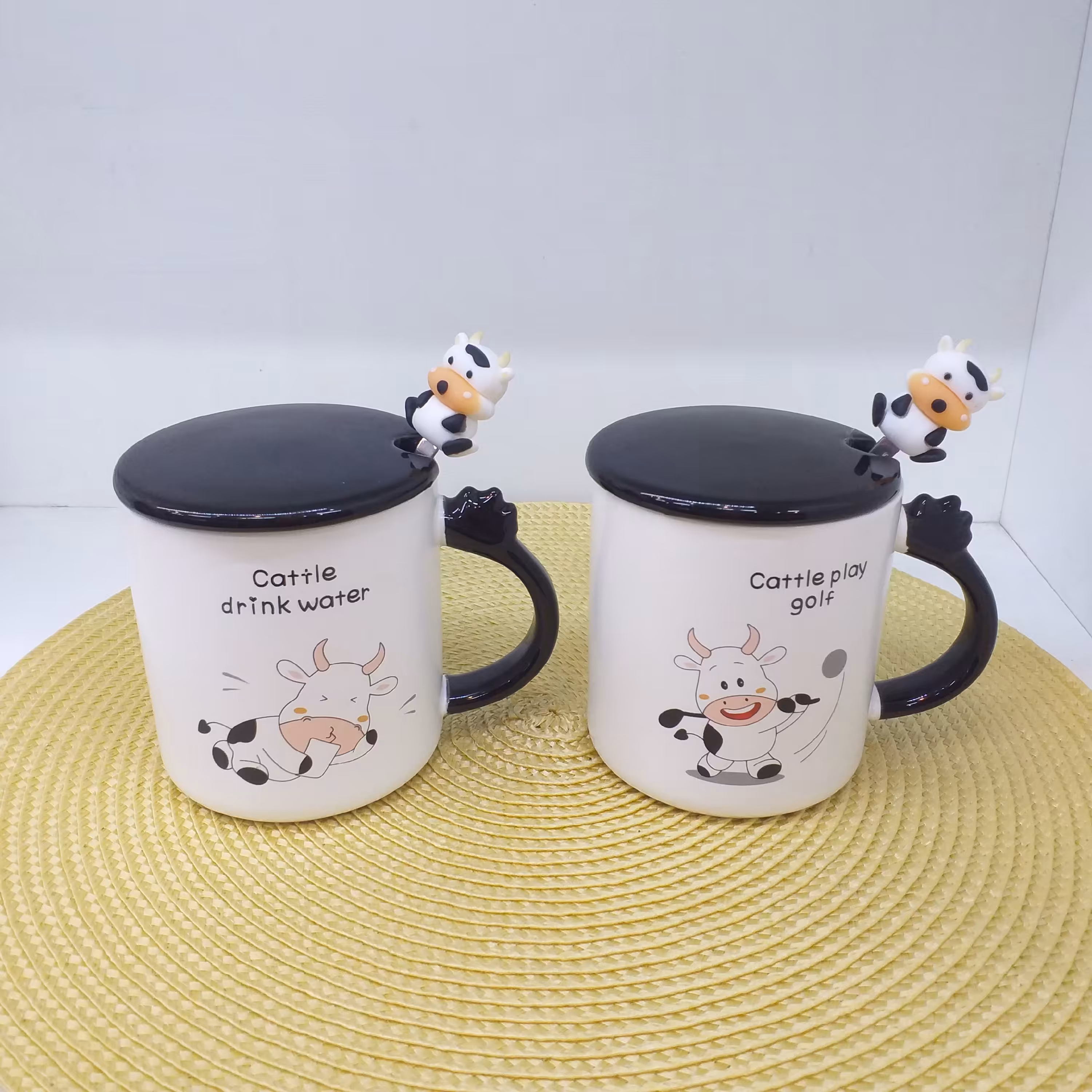 ماگ قاشق دار طرح گاوی وارداتی 