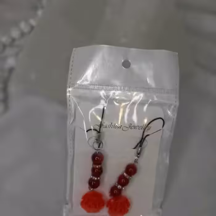 آویز فلش و موبایل