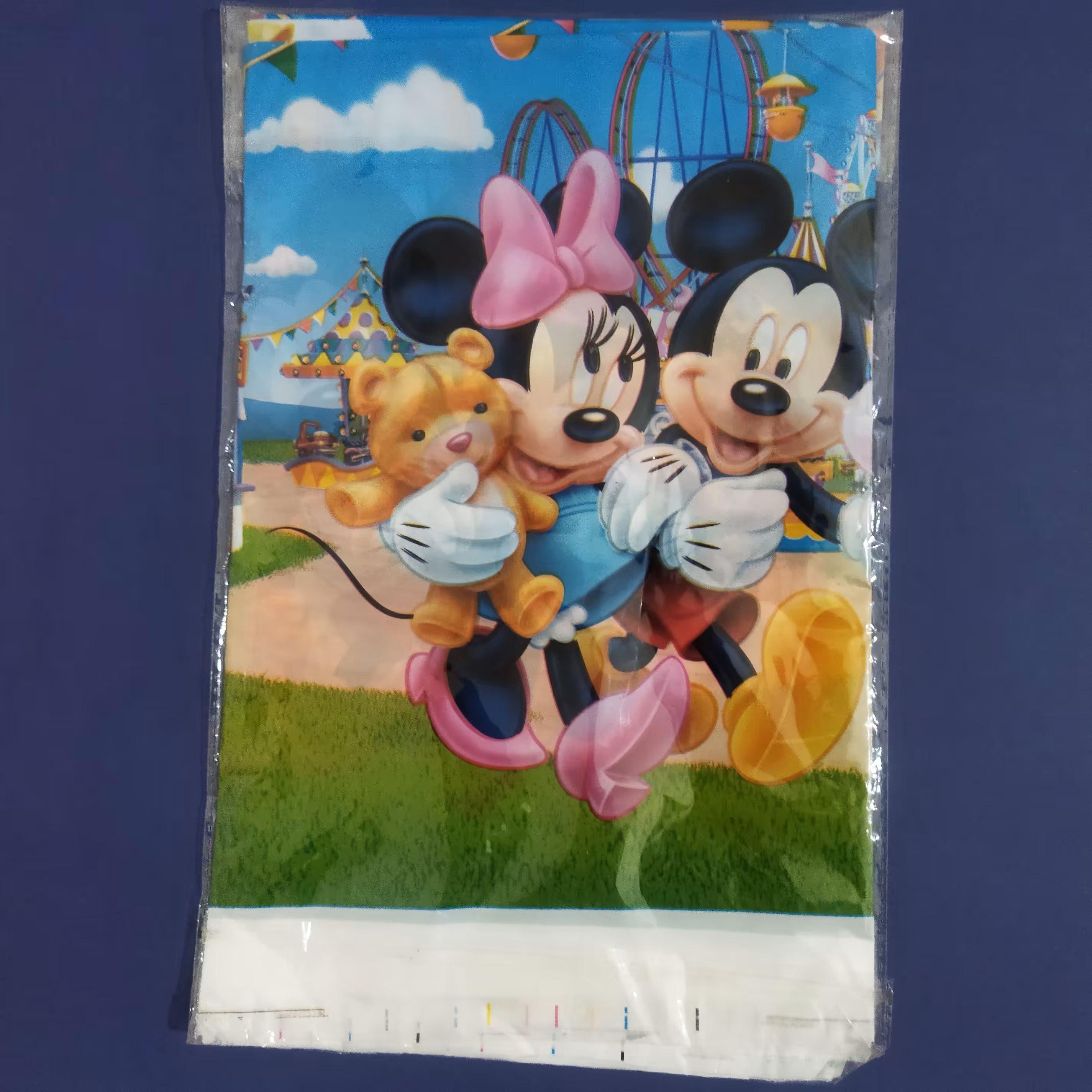 سفره تم تولد شخصیت کارتونی میکی موس 