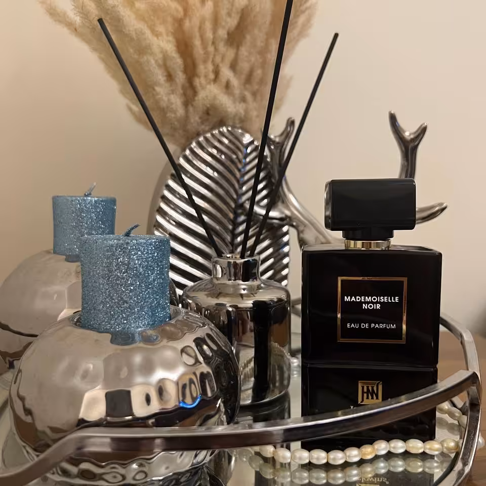 عطر زنانه Mademoisell Noir مادمازل نویر  اماراتی