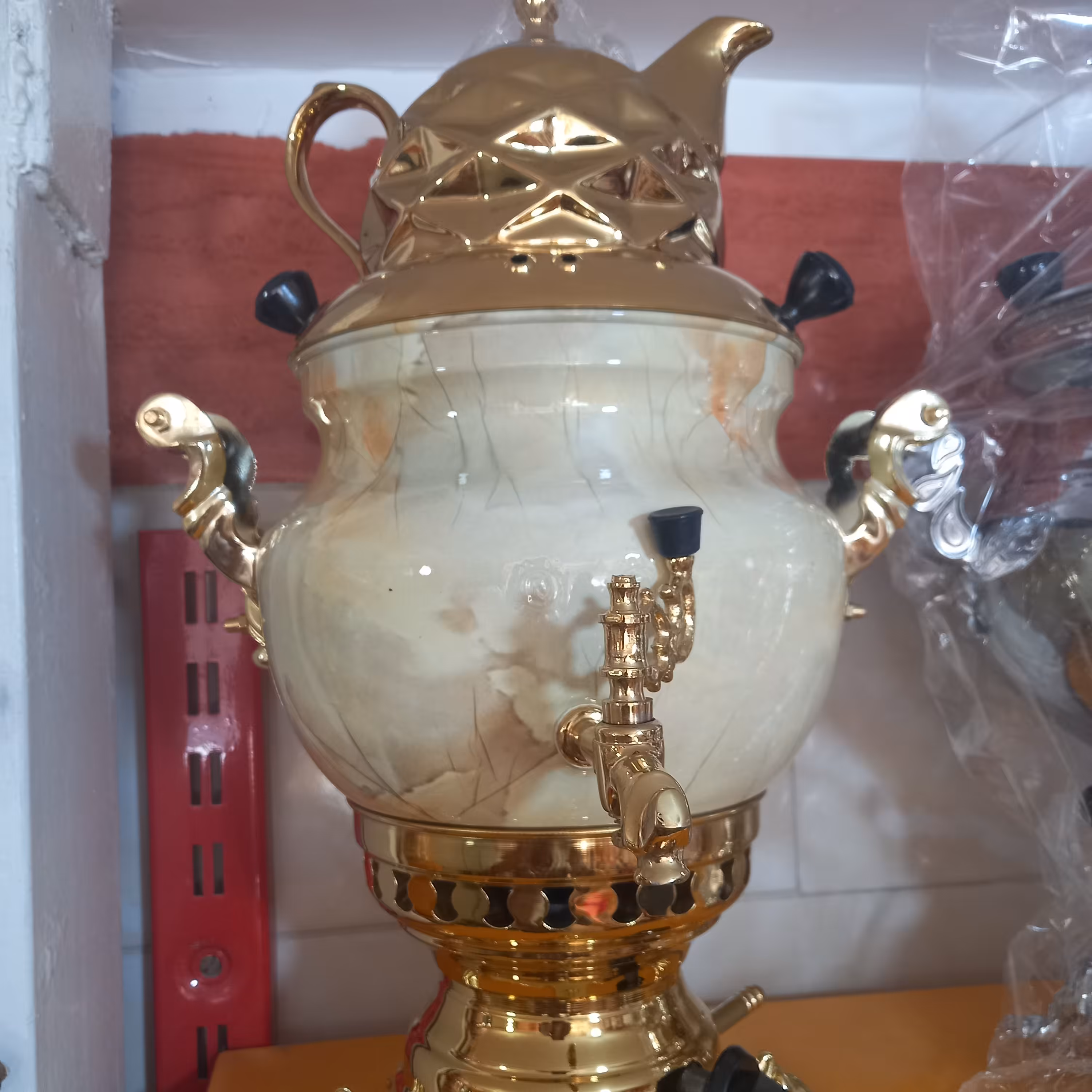 سماور گازی مرمر  قوری طلایی