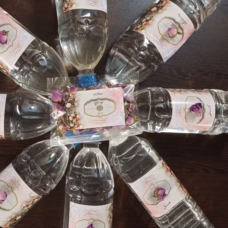 عرق کاسنی درجه 1 کاشان بدون افزودنی در بطری های 1 لیتری