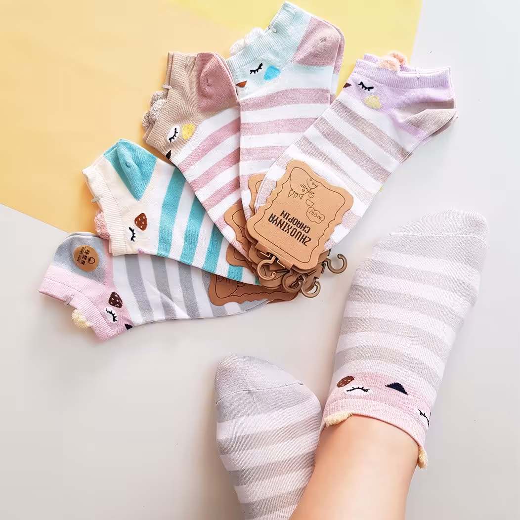 جوراب راه راهی مچی