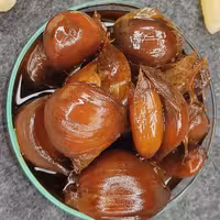 ترشی سیر اعلا سالم و خوشمزه، بدون مواد نگهدارنده، تهیه شده با سرکه محلی یک کیلویی