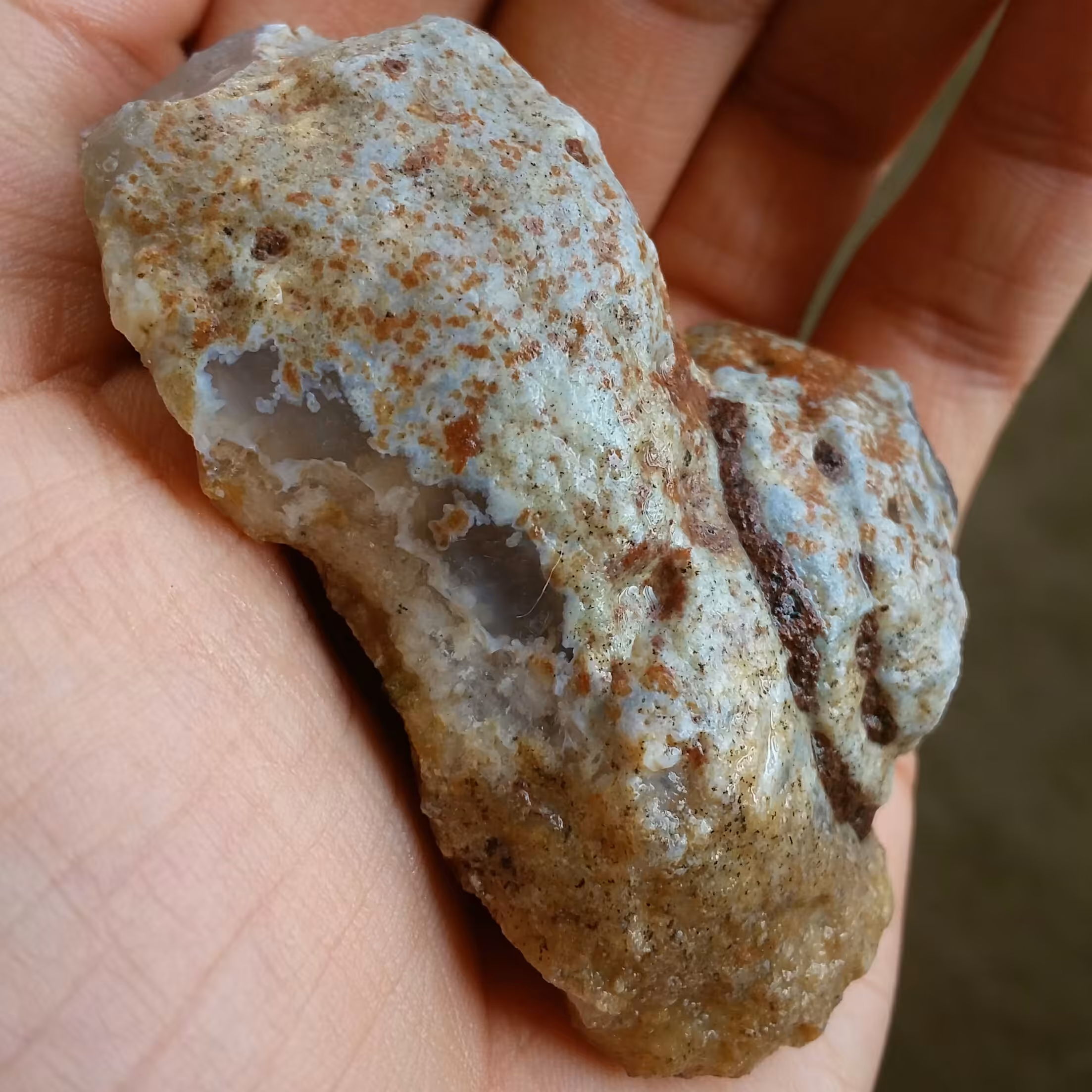 سنگ راف خام عقیق توپی برش نخورده 100 در 100 طبیعی سرشار از خواص شاهکار خلقت با قابلیت ساخت چند نگین بینظیر