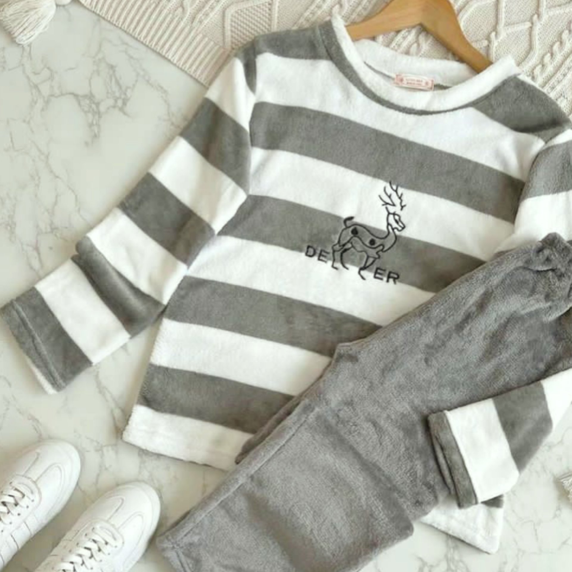 ست تدی ارسال رایگان وارداتی ست حوله ای بلوز و شلوار تدی بلوزز و شلوار حوله ای