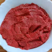 رب گوجه فرنگی کاملا خانگی بهداشتی سالم خوشرنگ و غلیظ ترش مزه تازه امسالی 