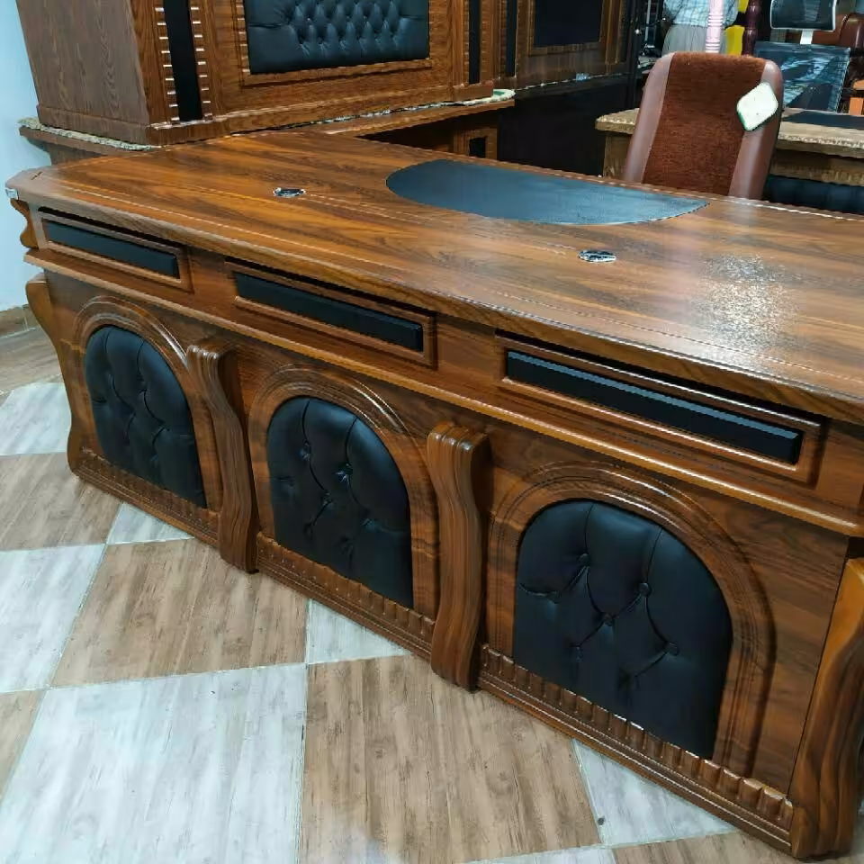 میز مدیریت تمام ام دی اف تمام ام ابعاد دومتر و بیست سانت با ال بغل (ارسال با باربری هزینه پسکرایه به عهده مشتری)