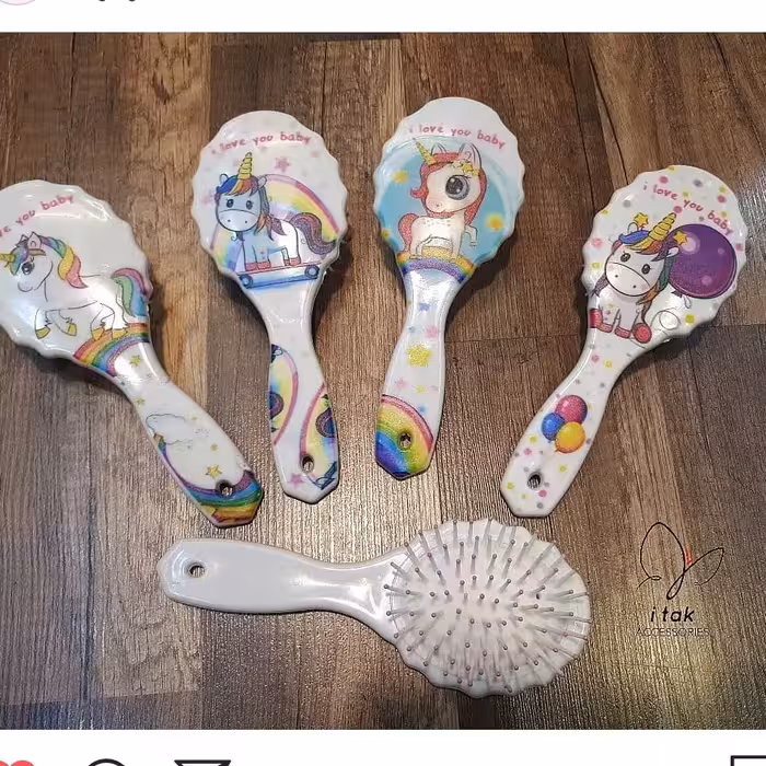 برس کوچک دخترانه طرح یونیکورن ( اسب تک شاخ )