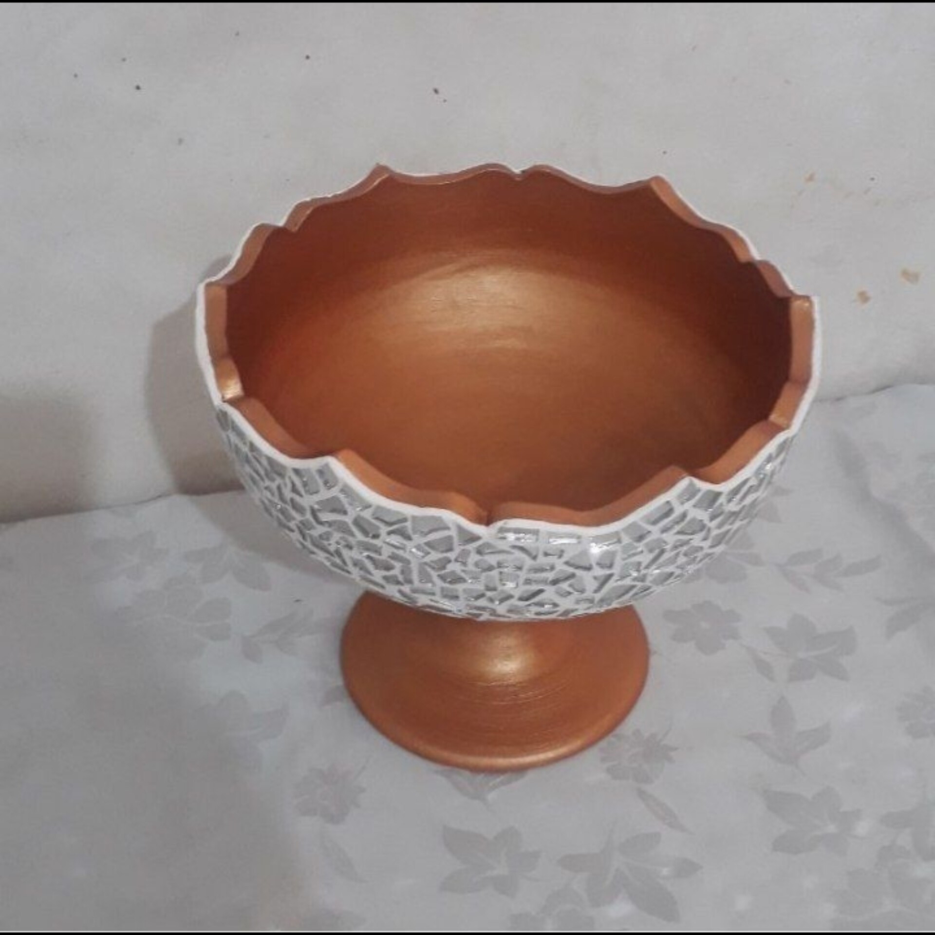 شکلات خوری پایه دار