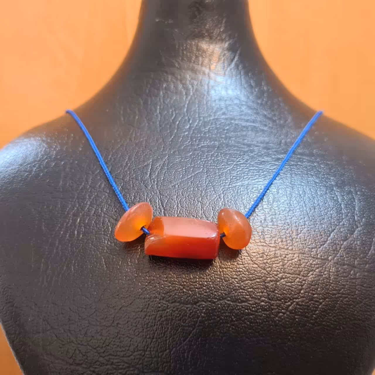 سنگ کهنه عقیق یمانی کد 806 قدمت دار و اصیل کمیاب و غیر قابل تکرار